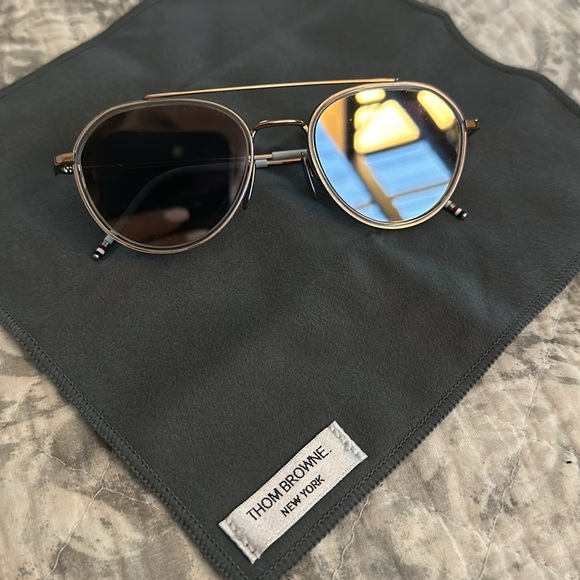 THOM BROWNE New York Sunglasses - Picture 4 of 8